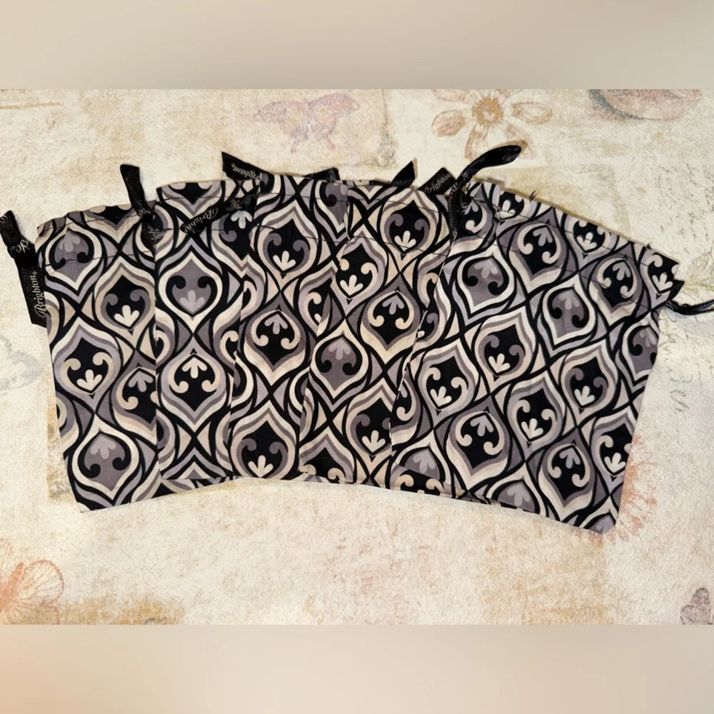 1 Brighton Black and Gray Geometric Drawstring Jewelry Pouches